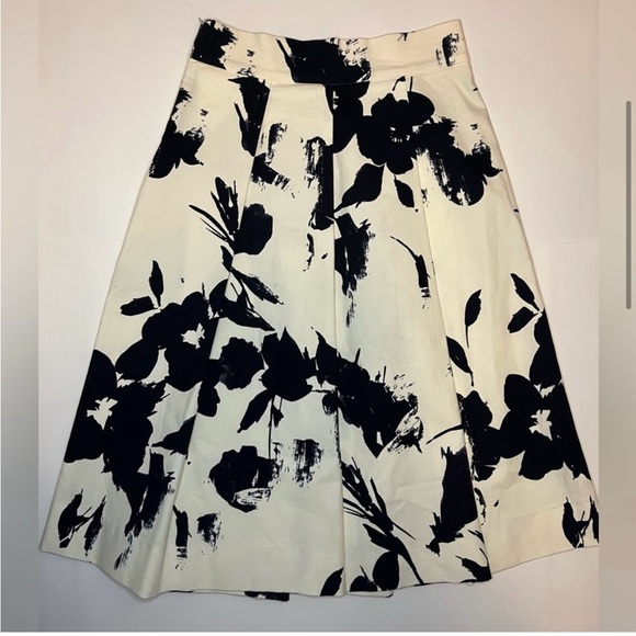 Floral A- Line Zara Skirt - Picture 3 of 4